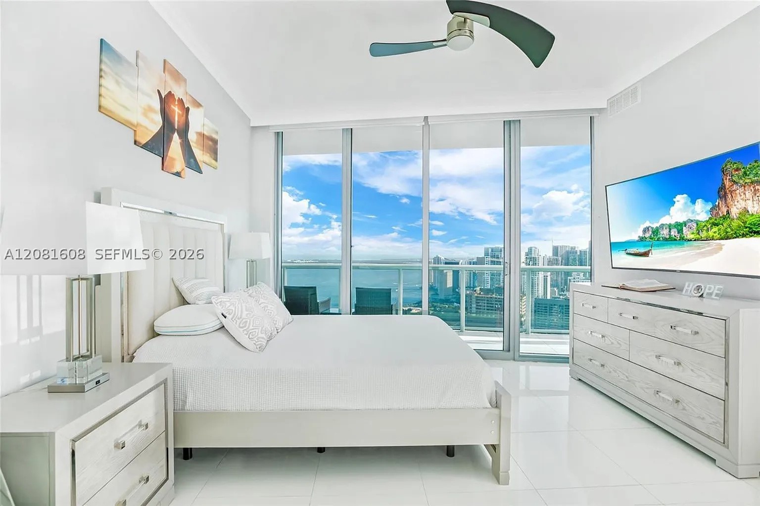 888 Biscayne Blvd #5301, Miami FL 33132