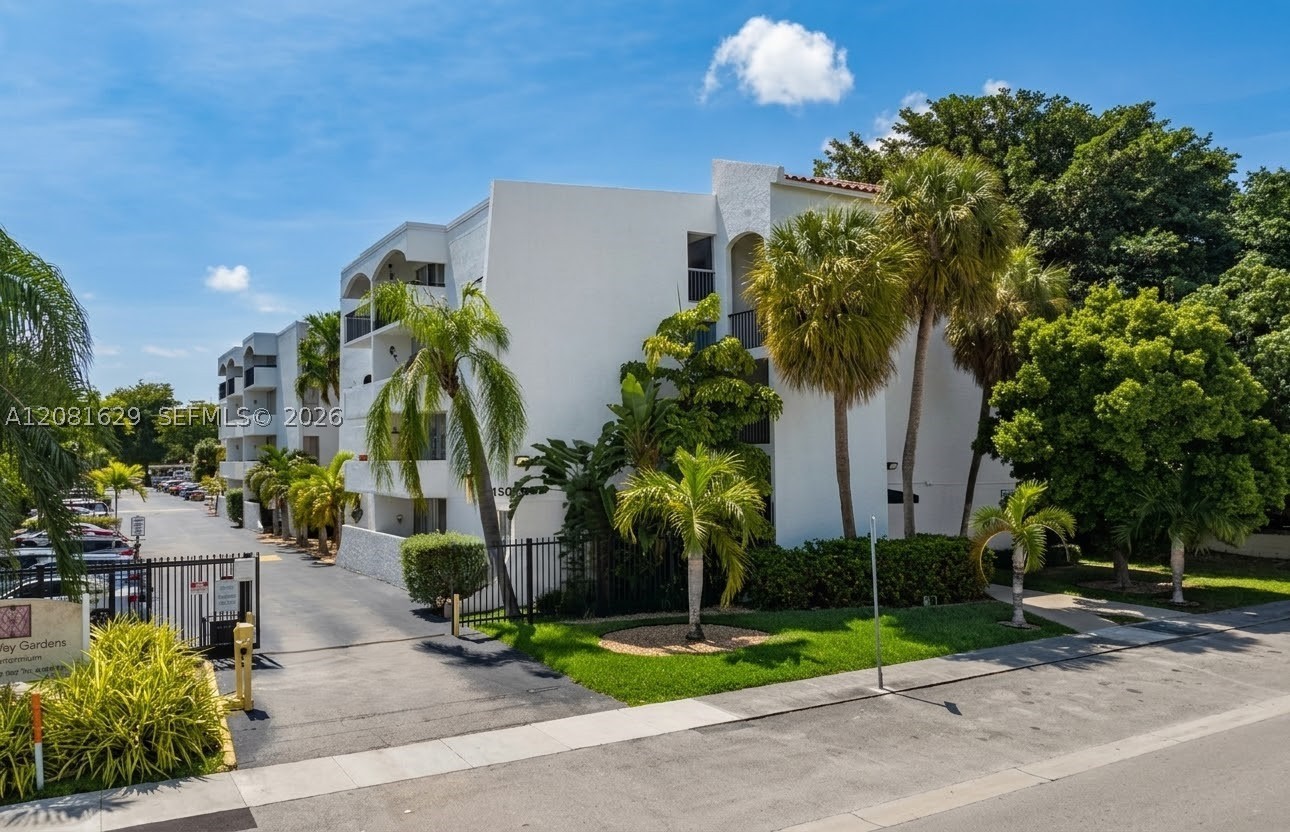 2160 SW 16th Ave #417, Miami FL 33145