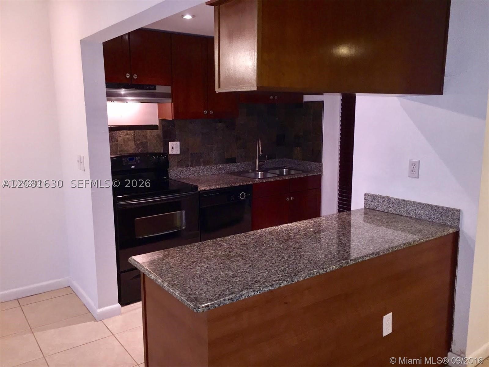 8950 SW 69th Ct #114, Pinecrest FL 33156