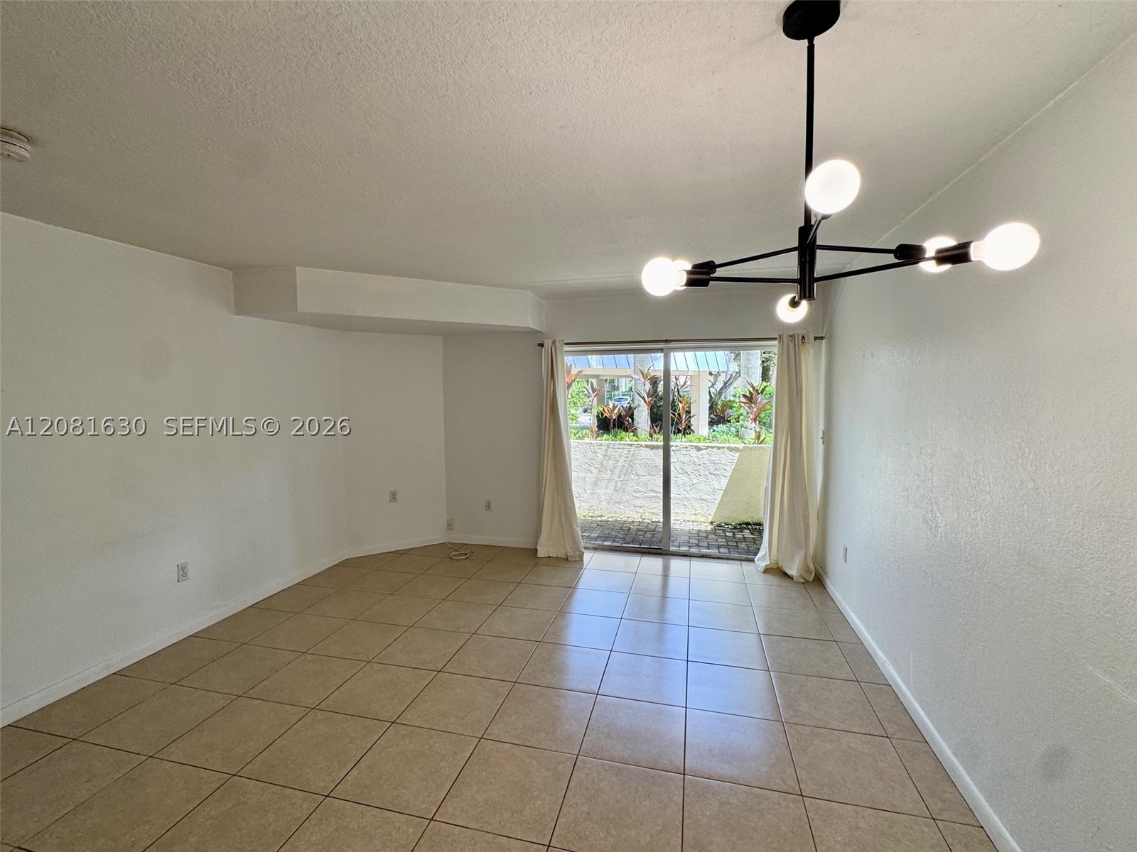 8950 SW 69th Ct #114, Pinecrest FL 33156
