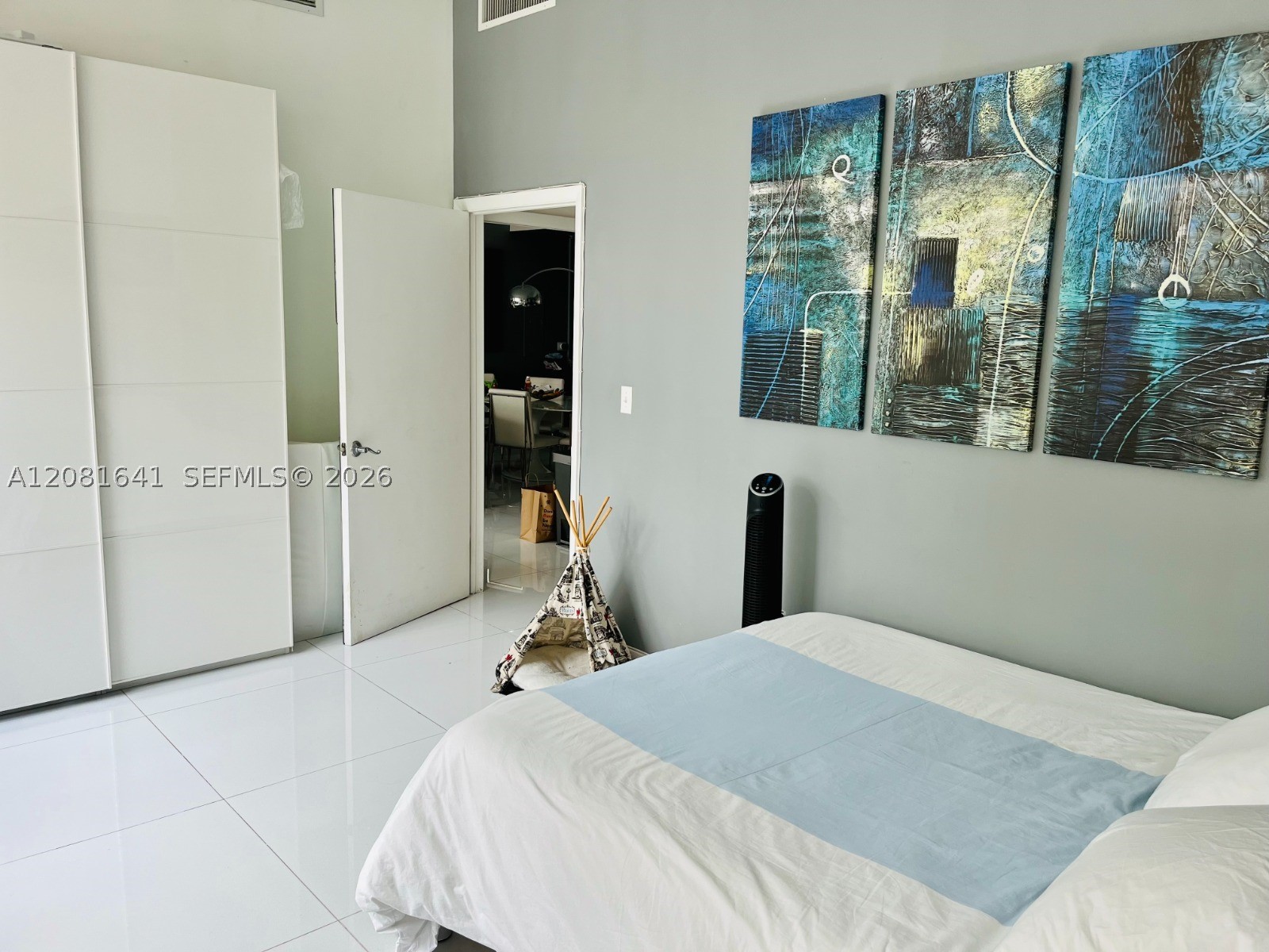 2100 Park Ave #101, Miami Beach FL 33139