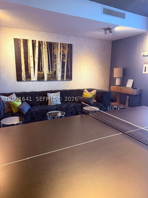 2100 Park Ave #101, Miami Beach FL 33139