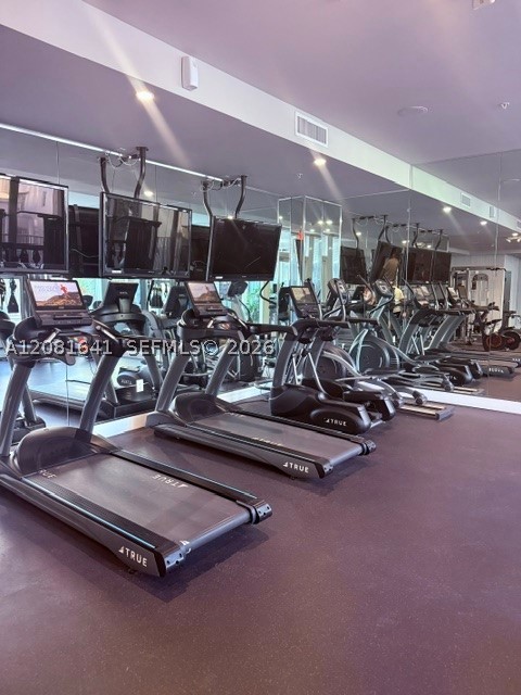 2100 Park Ave #101, Miami Beach FL 33139