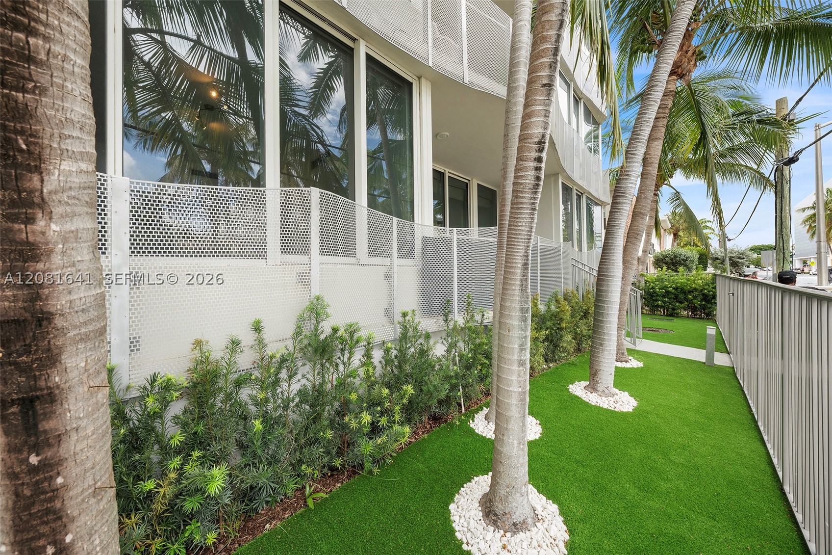 2100 Park Ave #101, Miami Beach FL 33139