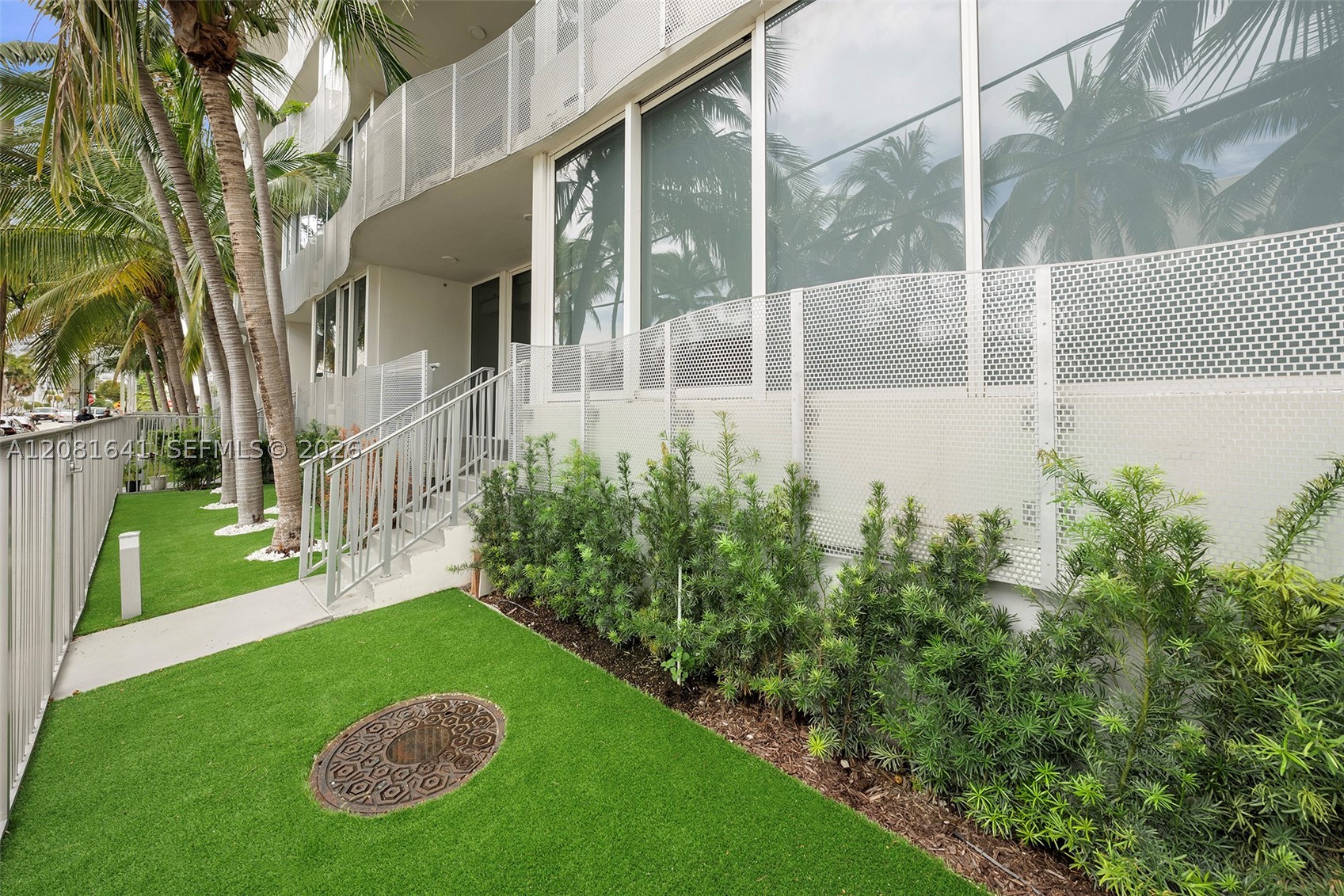 2100 Park Ave #101, Miami Beach FL 33139