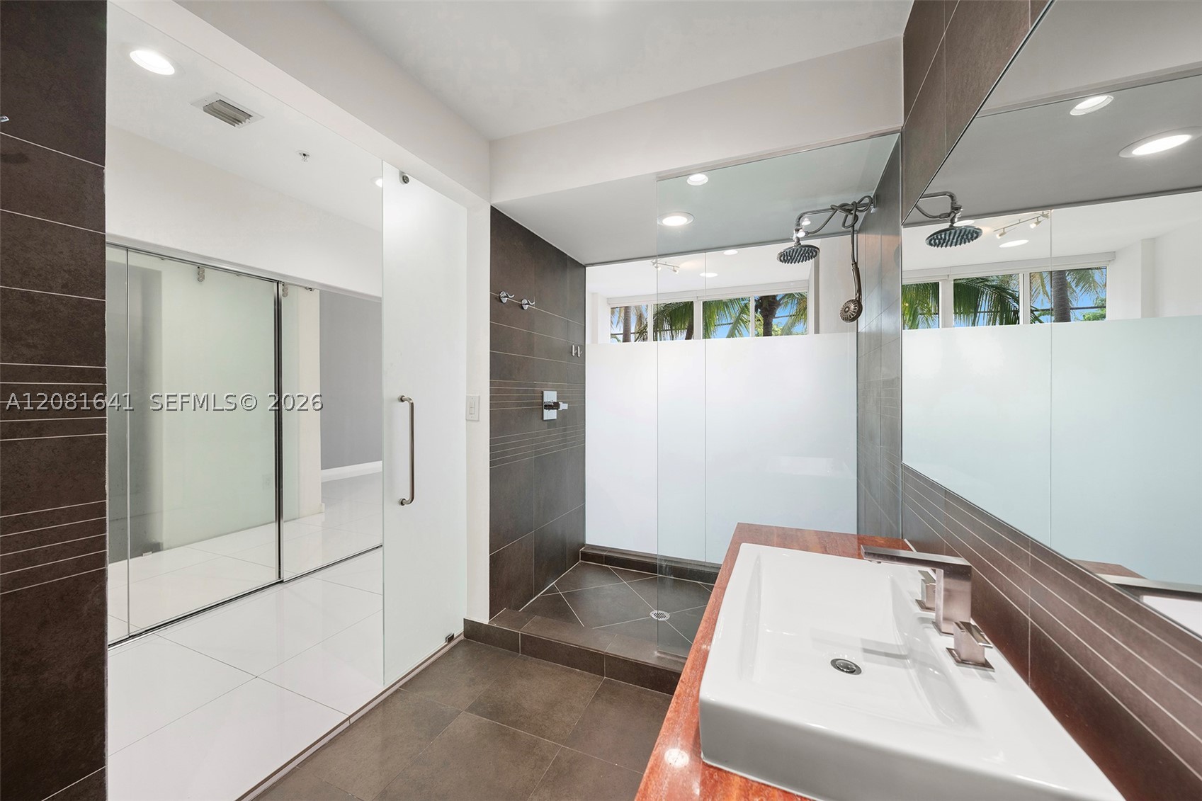 2100 Park Ave #101, Miami Beach FL 33139