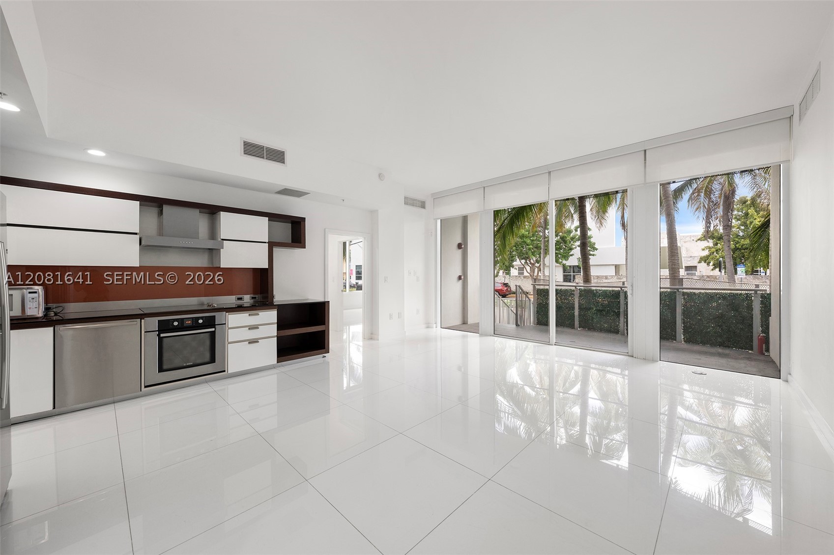 2100 Park Ave #101, Miami Beach FL 33139