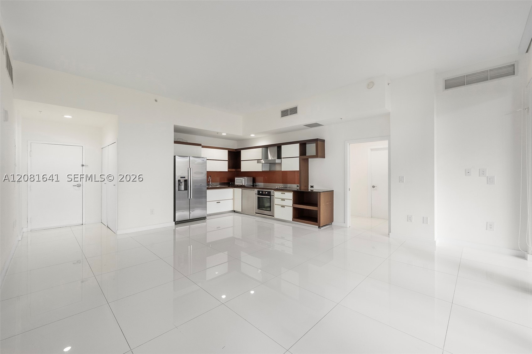 2100 Park Ave #101, Miami Beach FL 33139
