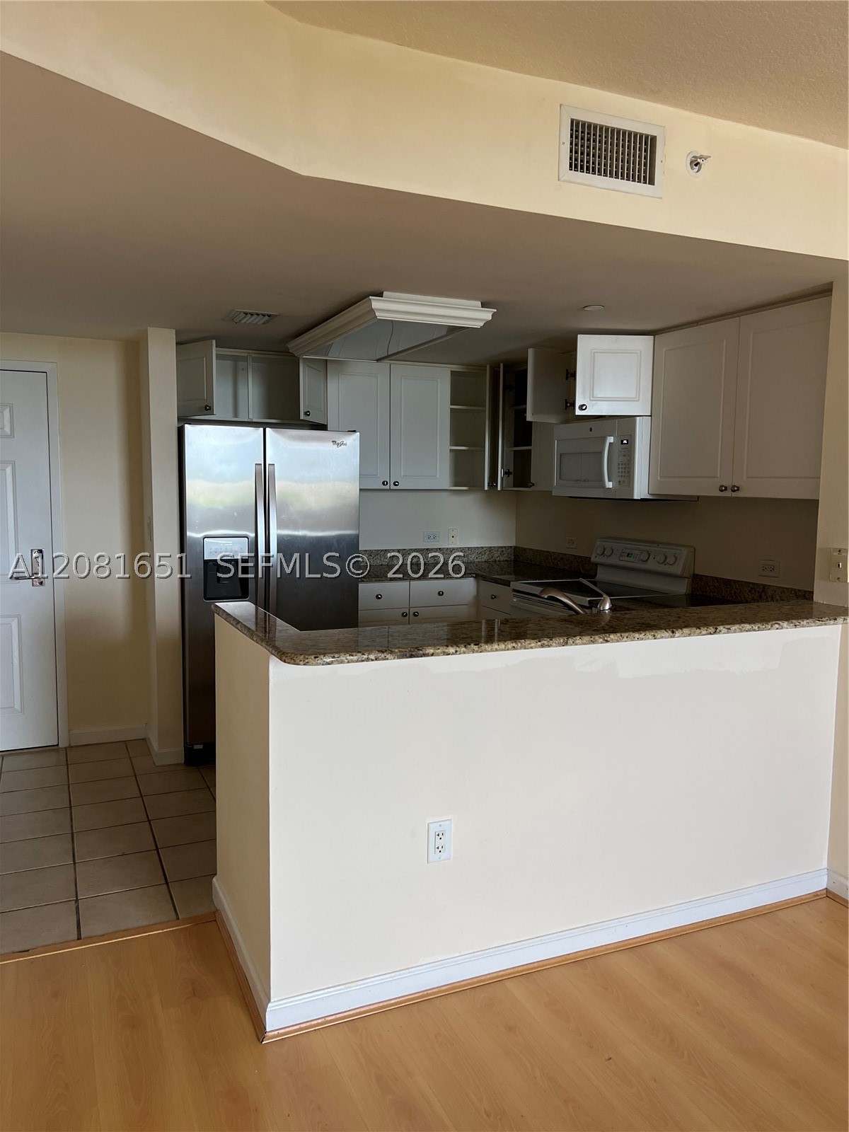 19501 W Country Club Dr #611, Aventura FL 33180