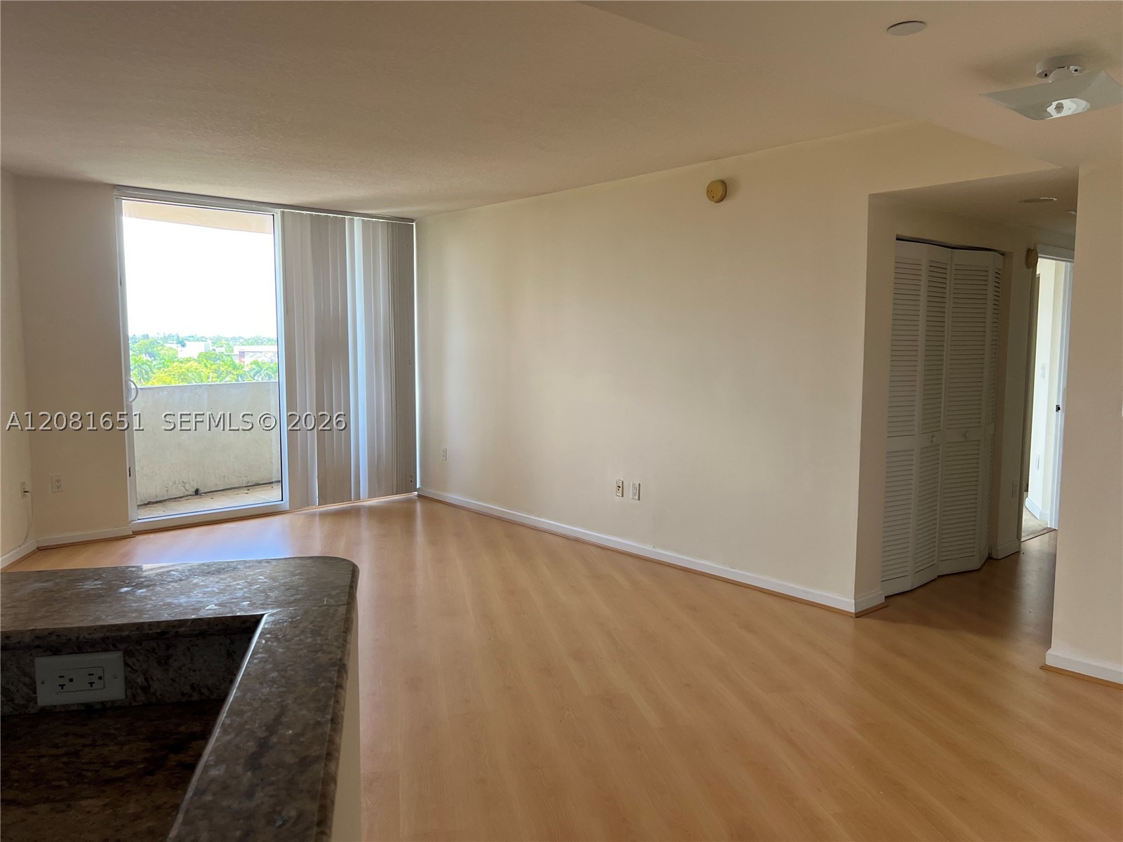 19501 W Country Club Dr #611, Aventura FL 33180