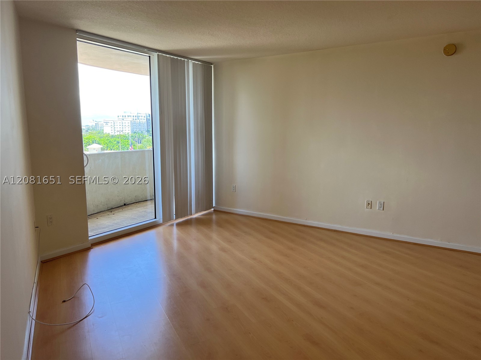 19501 W Country Club Dr #611, Aventura FL 33180