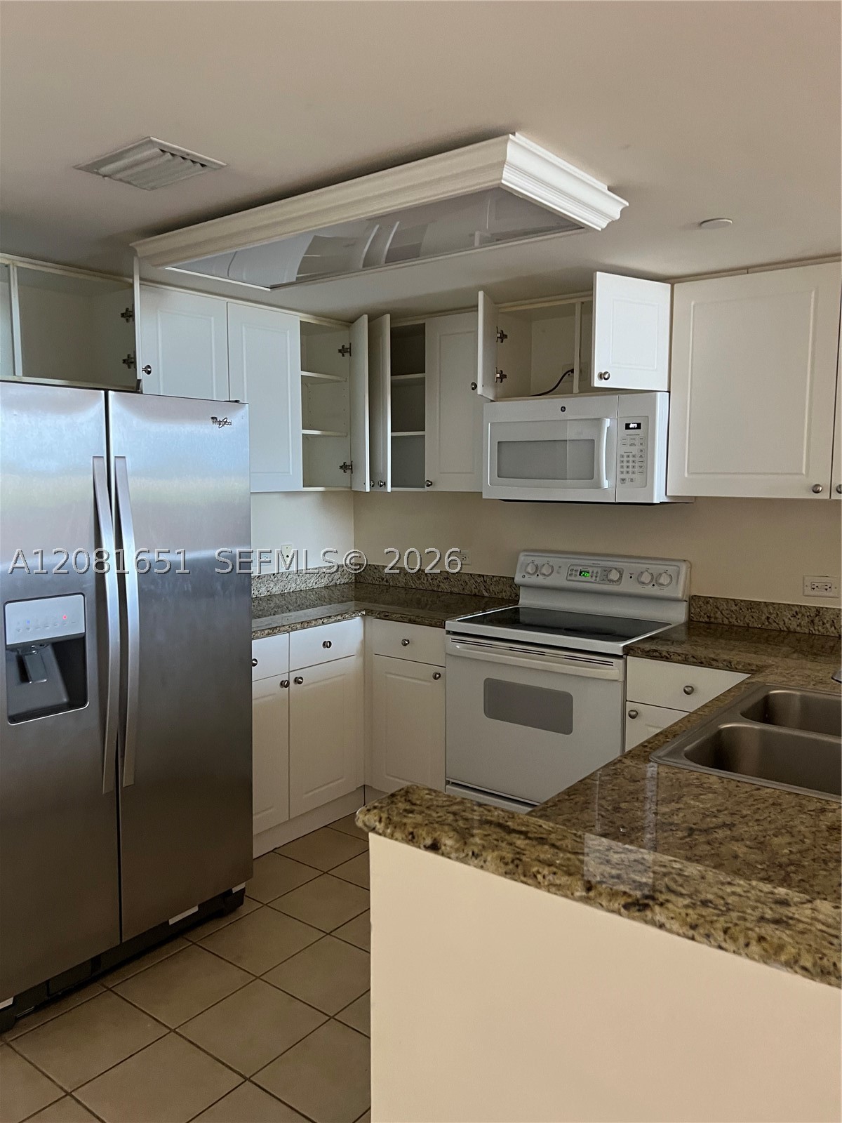 19501 W Country Club Dr #611, Aventura FL 33180