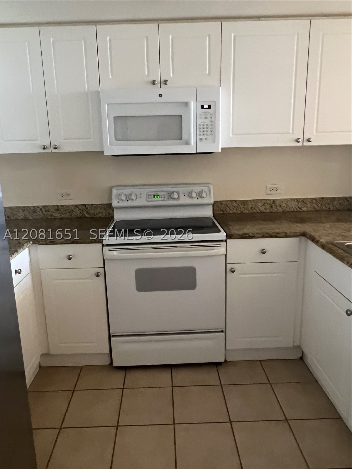 19501 W Country Club Dr #611, Aventura FL 33180