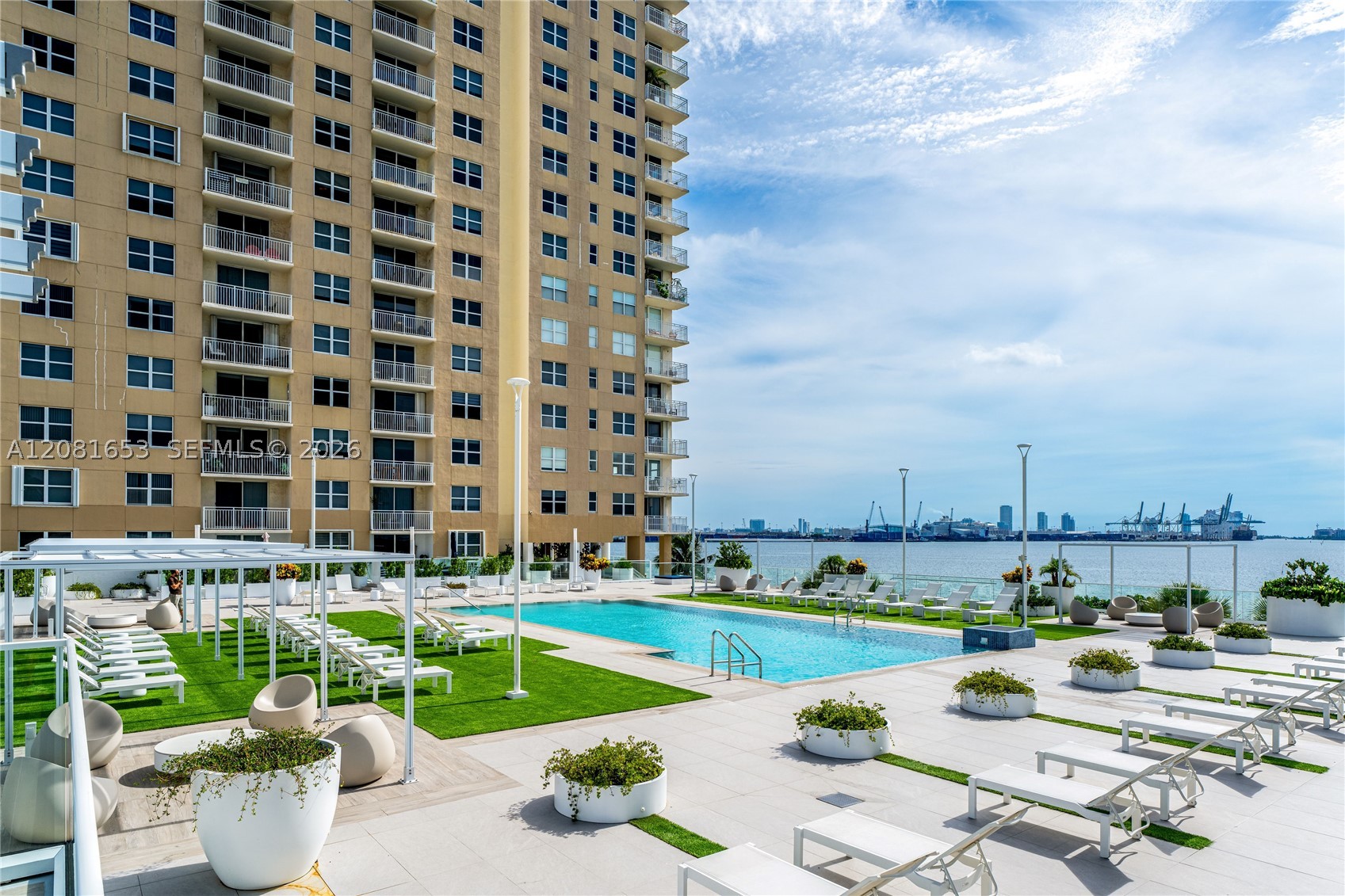 770 Claughton Island Dr #1603, Miami FL 33131
