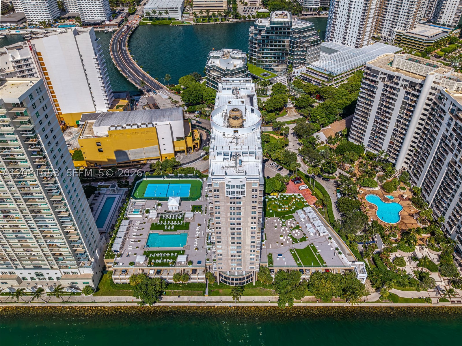 770 Claughton Island Dr #1603, Miami FL 33131