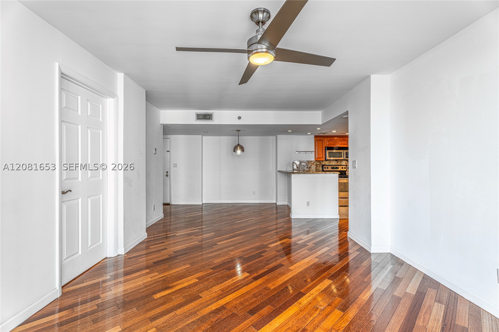 770 Claughton Island Dr #1603, Miami FL 33131