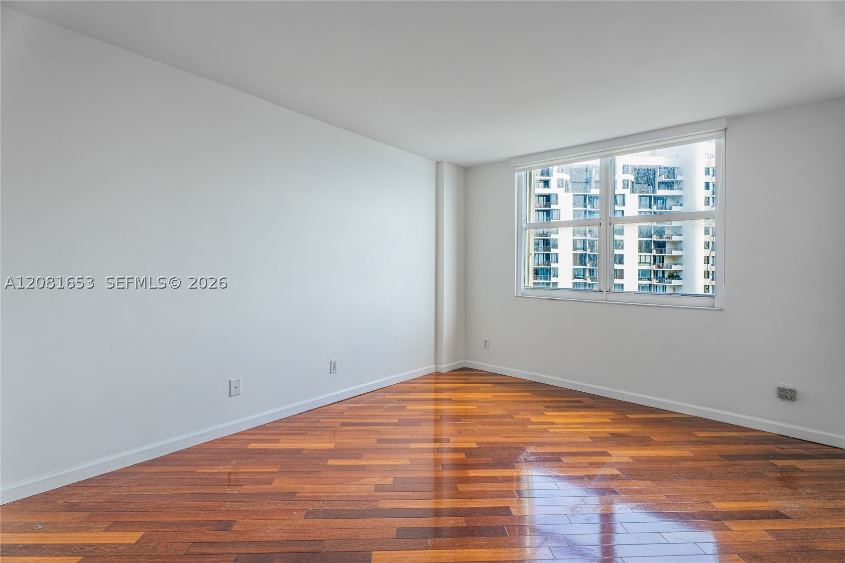 770 Claughton Island Dr #1603, Miami FL 33131