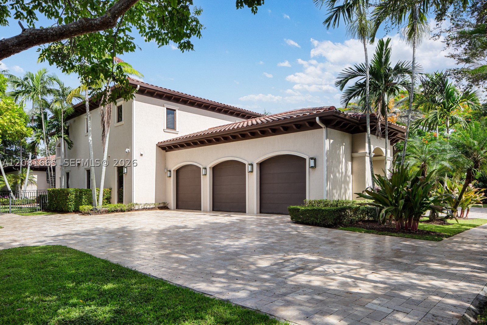 7740 SW 79th Ct, Miami FL 33143