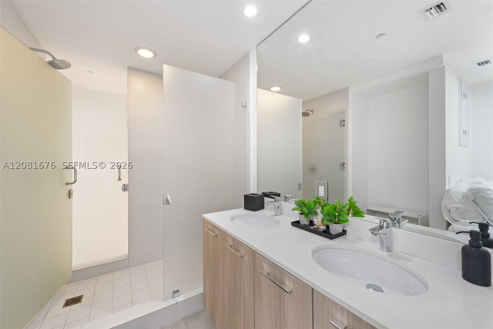 501 NE 31st St #2504, Miami FL 33137
