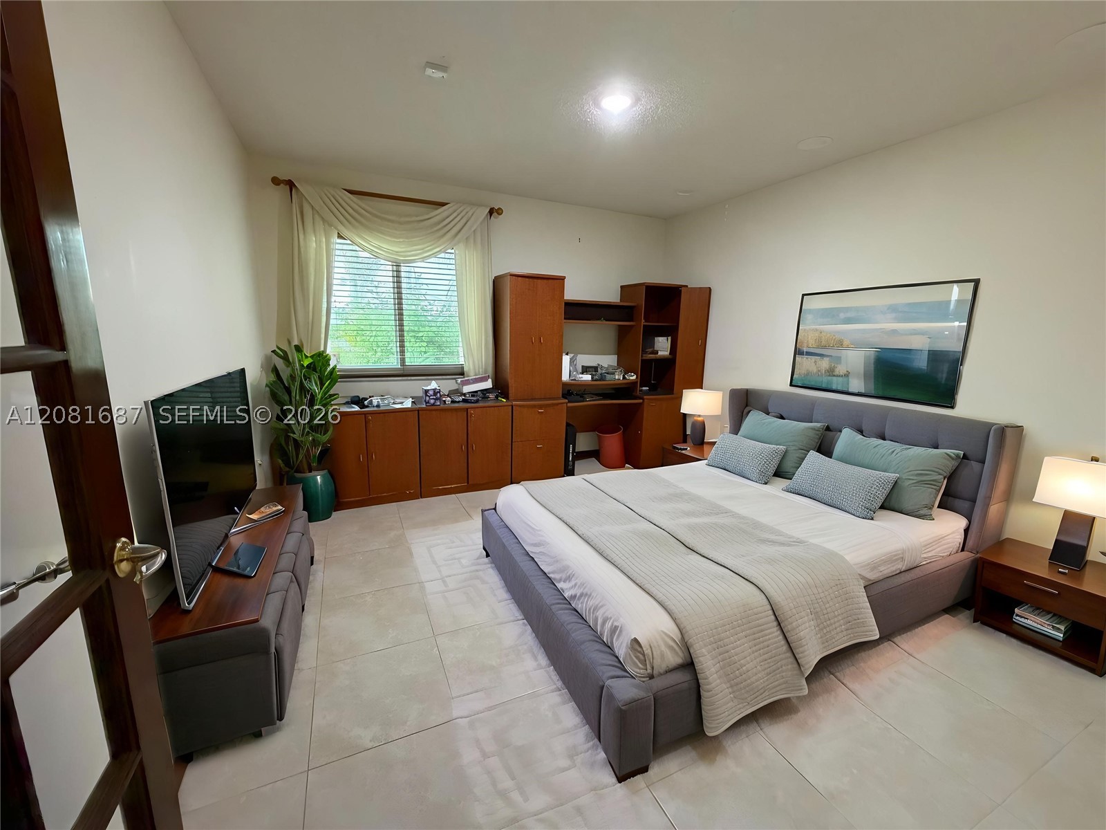 7920 SW 204th St, Cutler Bay FL 33189