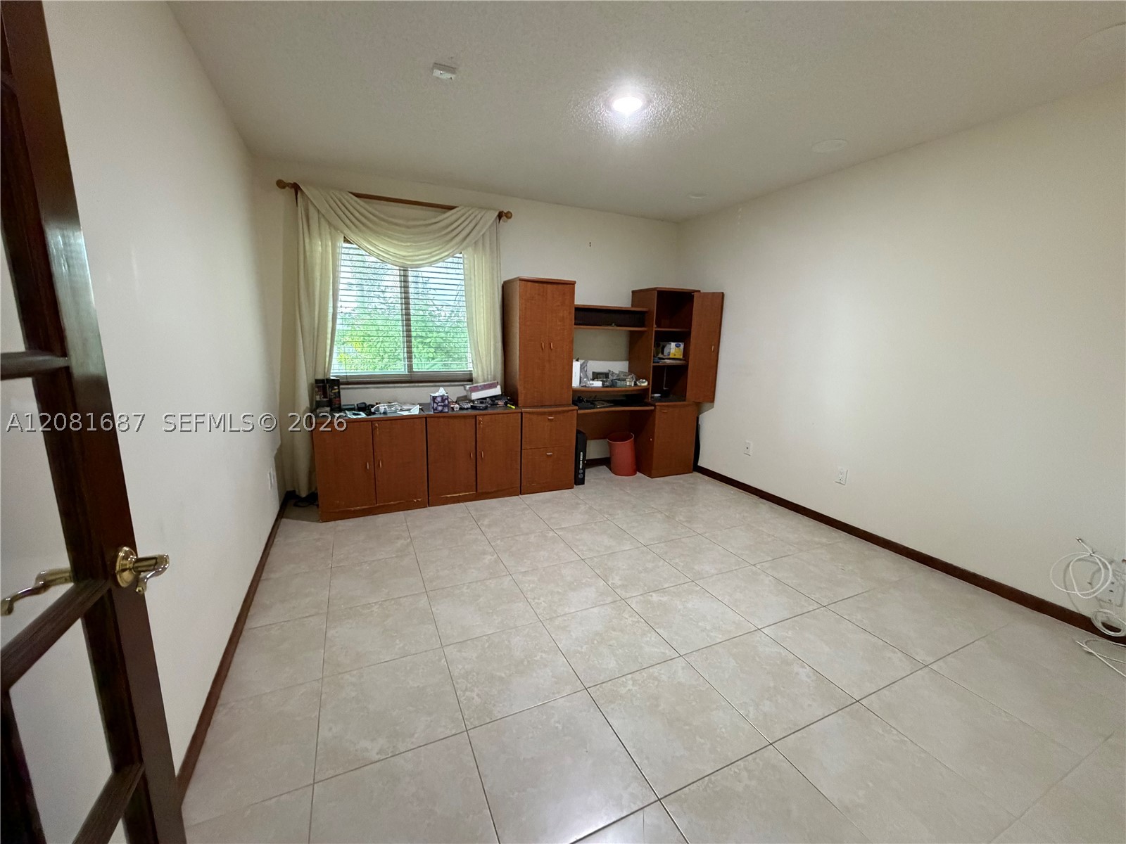 7920 SW 204th St, Cutler Bay FL 33189