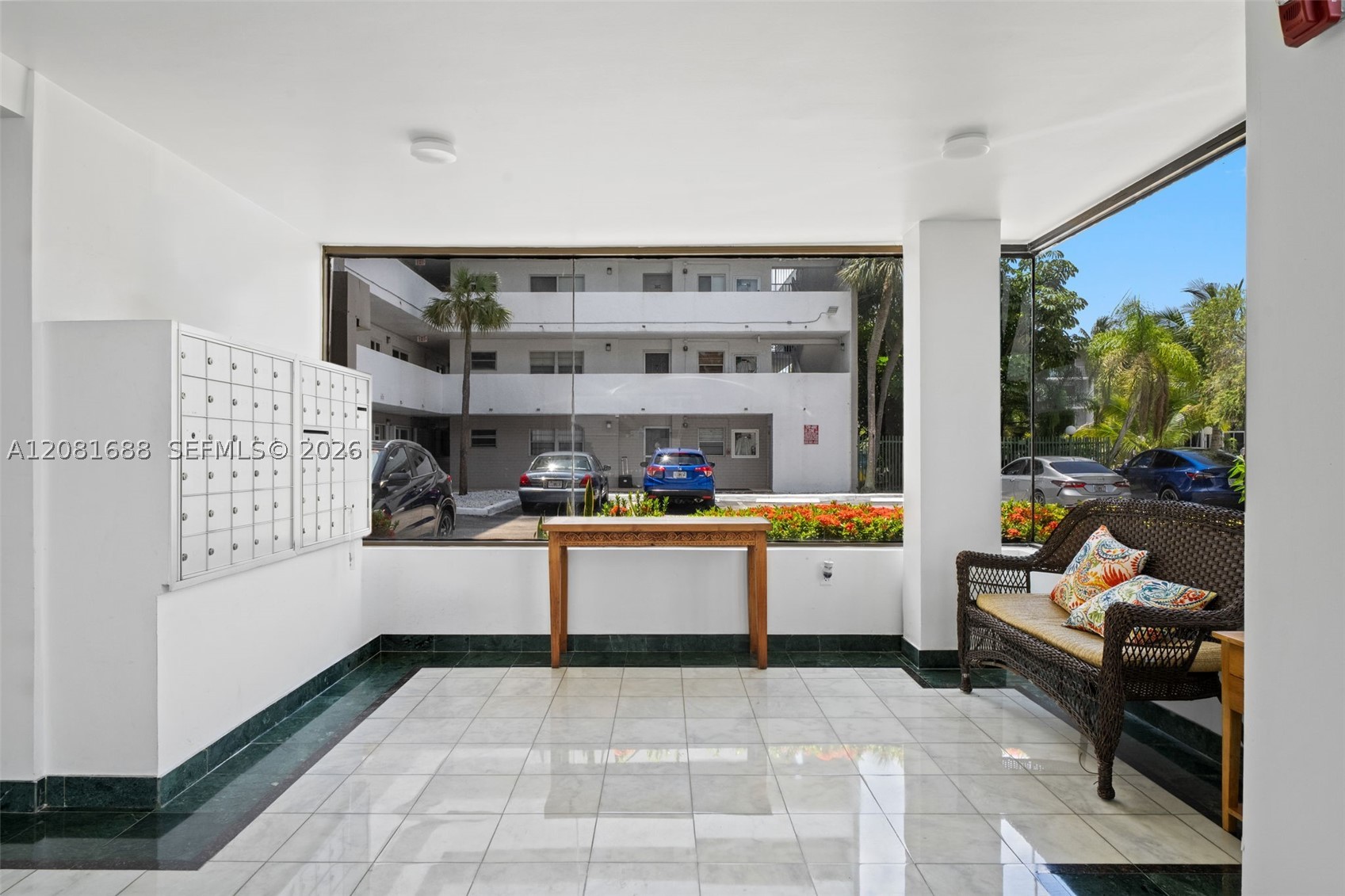 4000 NE 169th St #607, North Miami Beach FL 33160