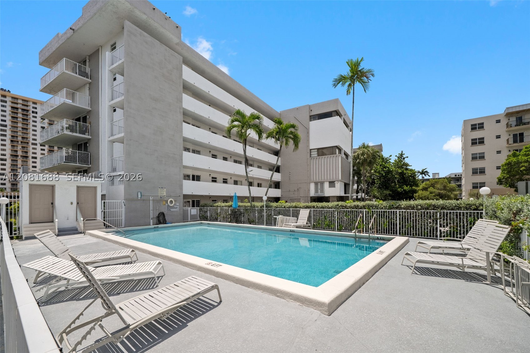 4000 NE 169th St #607, North Miami Beach FL 33160