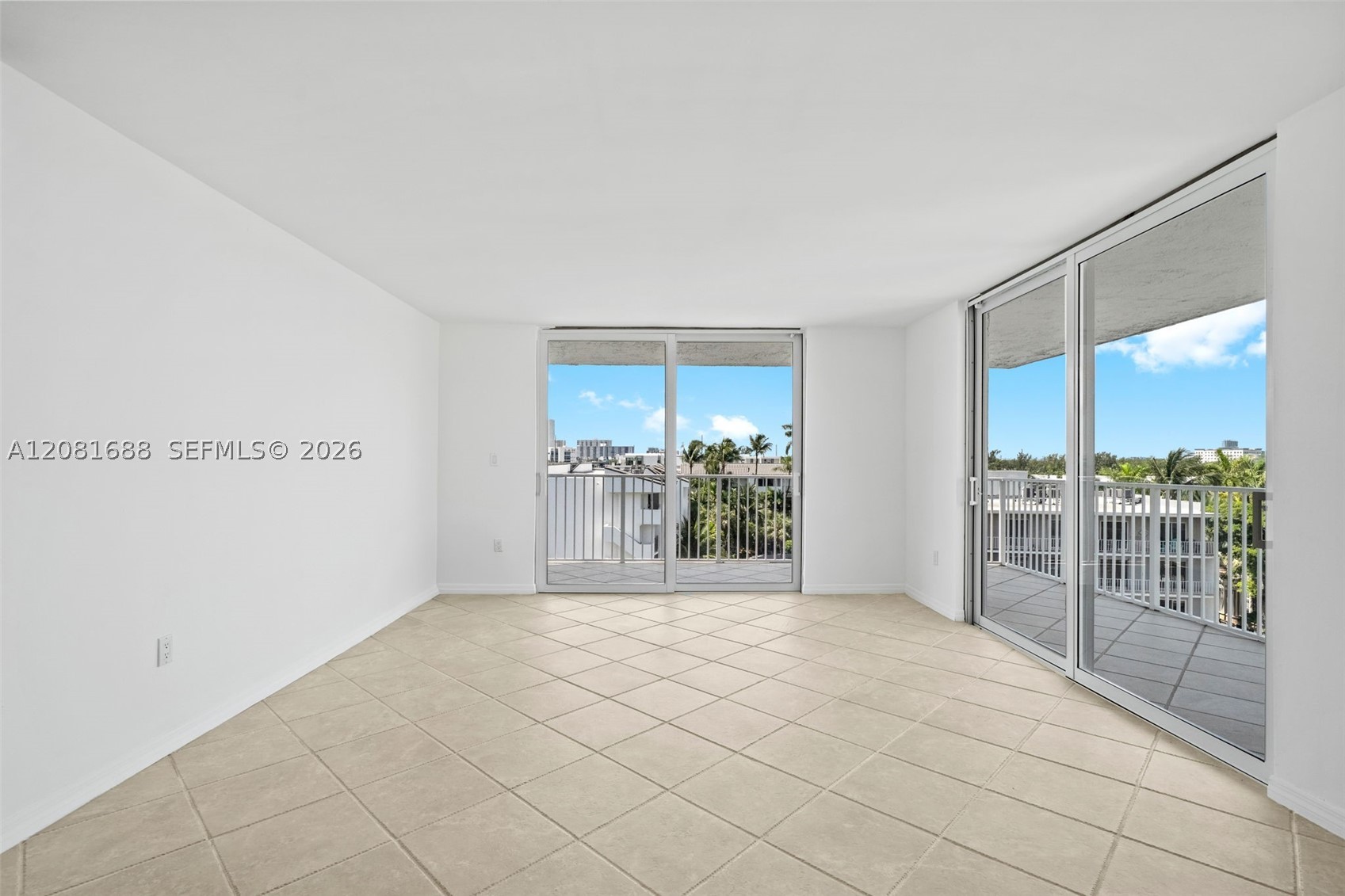 4000 NE 169th St #607, North Miami Beach FL 33160
