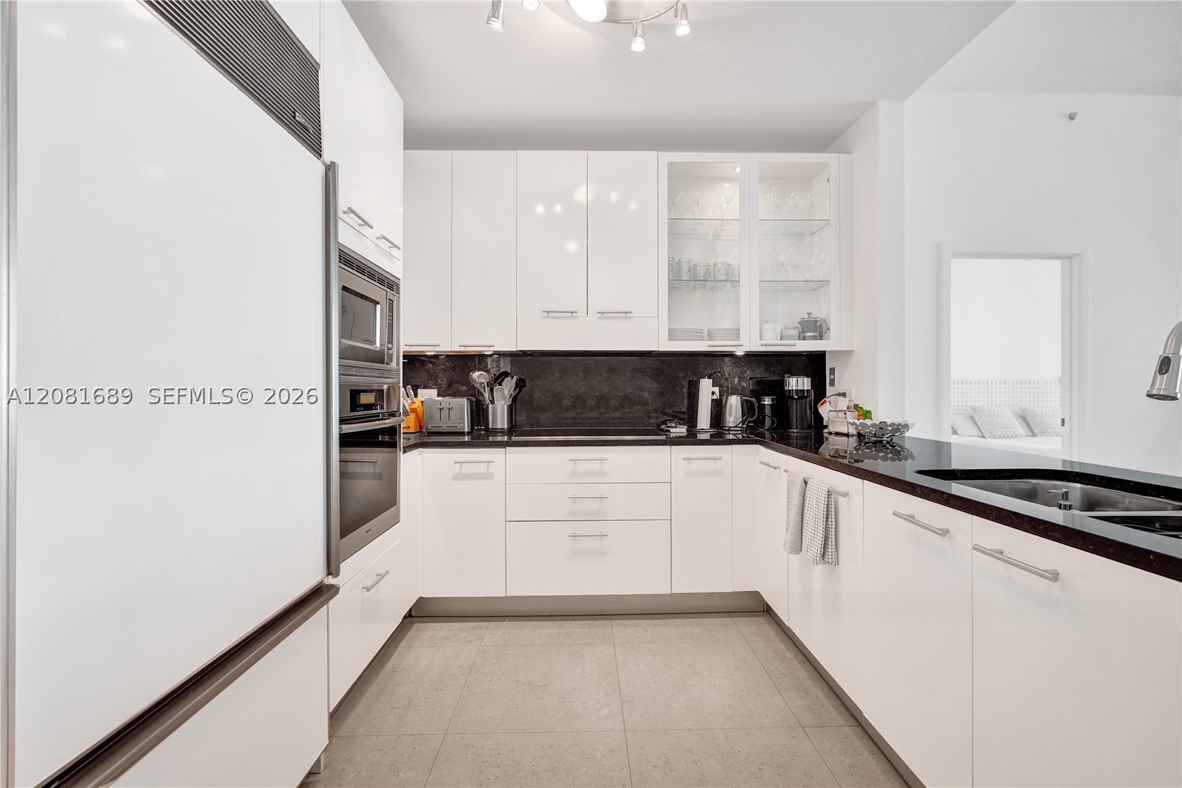 6799 Collins Ave #201, Miami Beach FL 33141