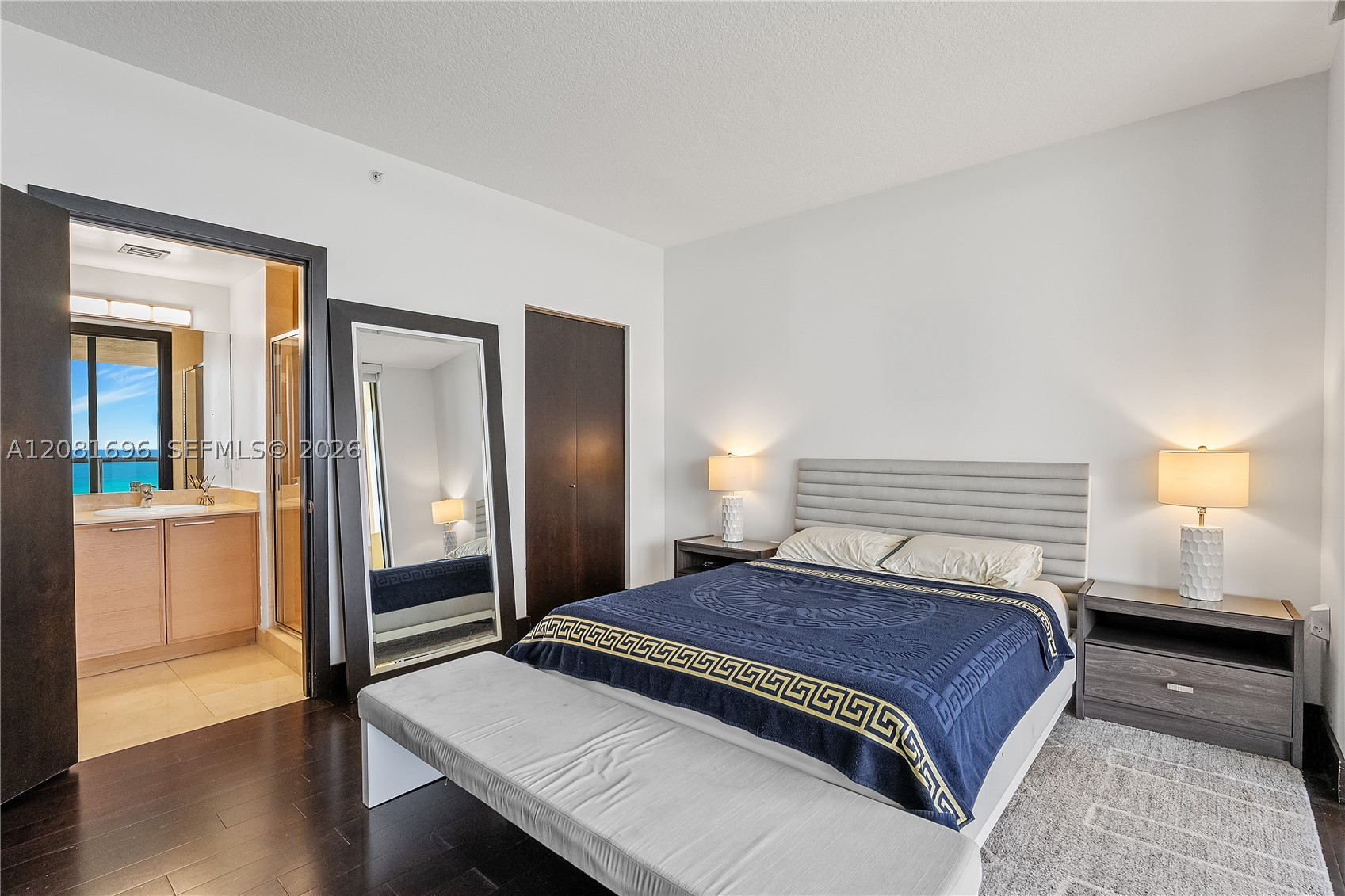 16275 Collins Ave #2101, Sunny Isles Beach FL 33160