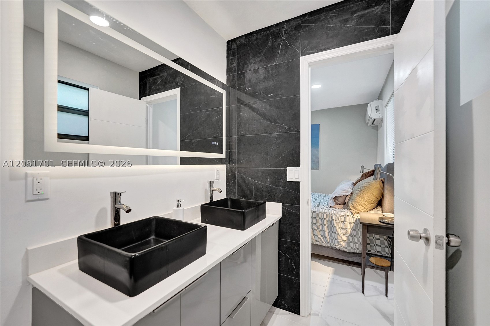 436 SW 4th Ave, Fort Lauderdale FL 33315
