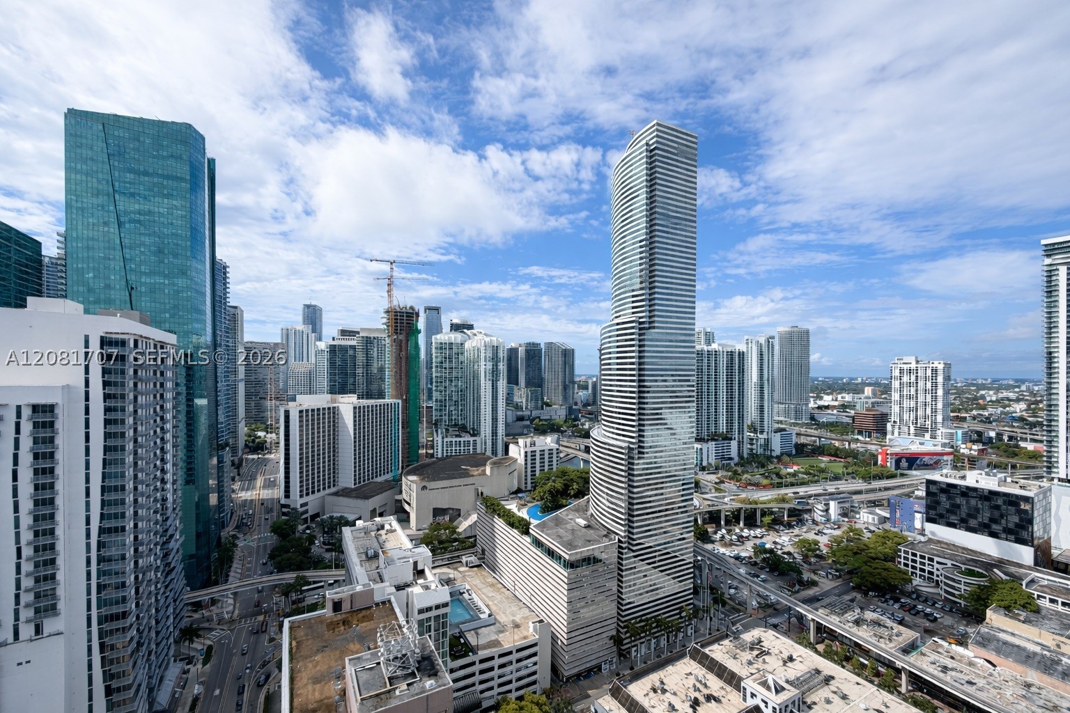 151 SE 1st St #3001, Miami FL 33131