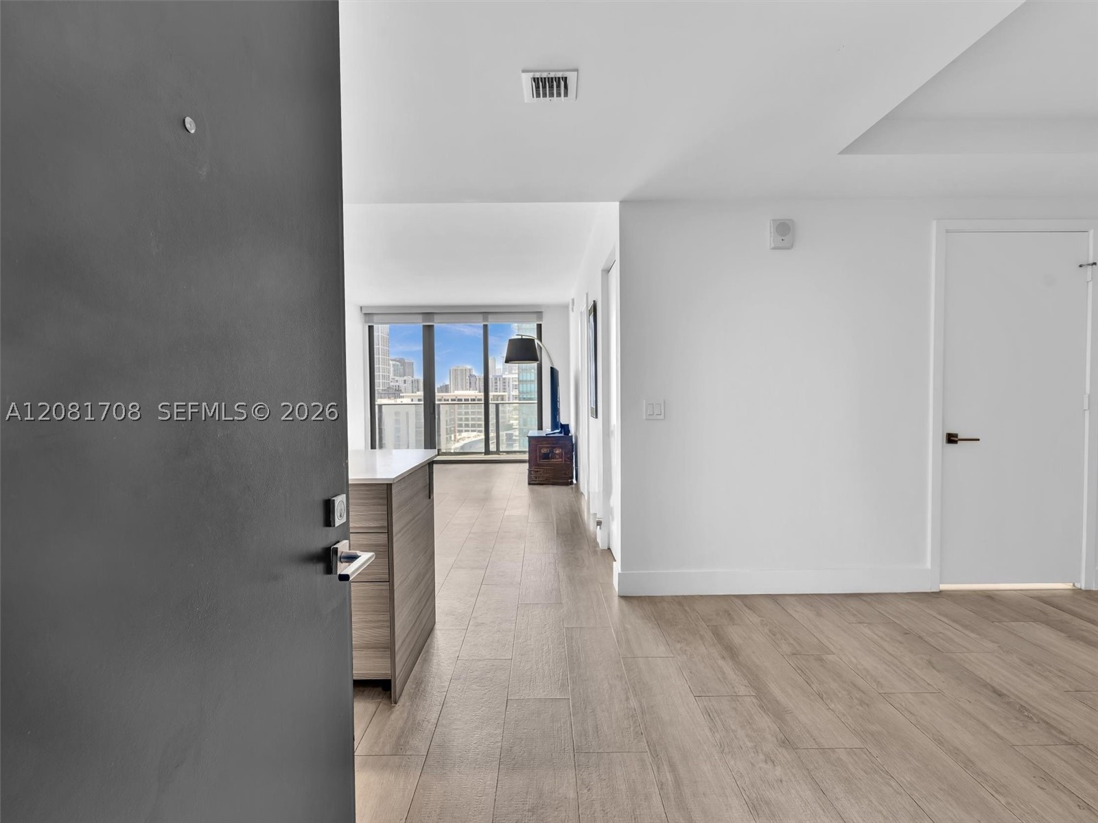 121 NE 34th St #1602, Miami FL 33137