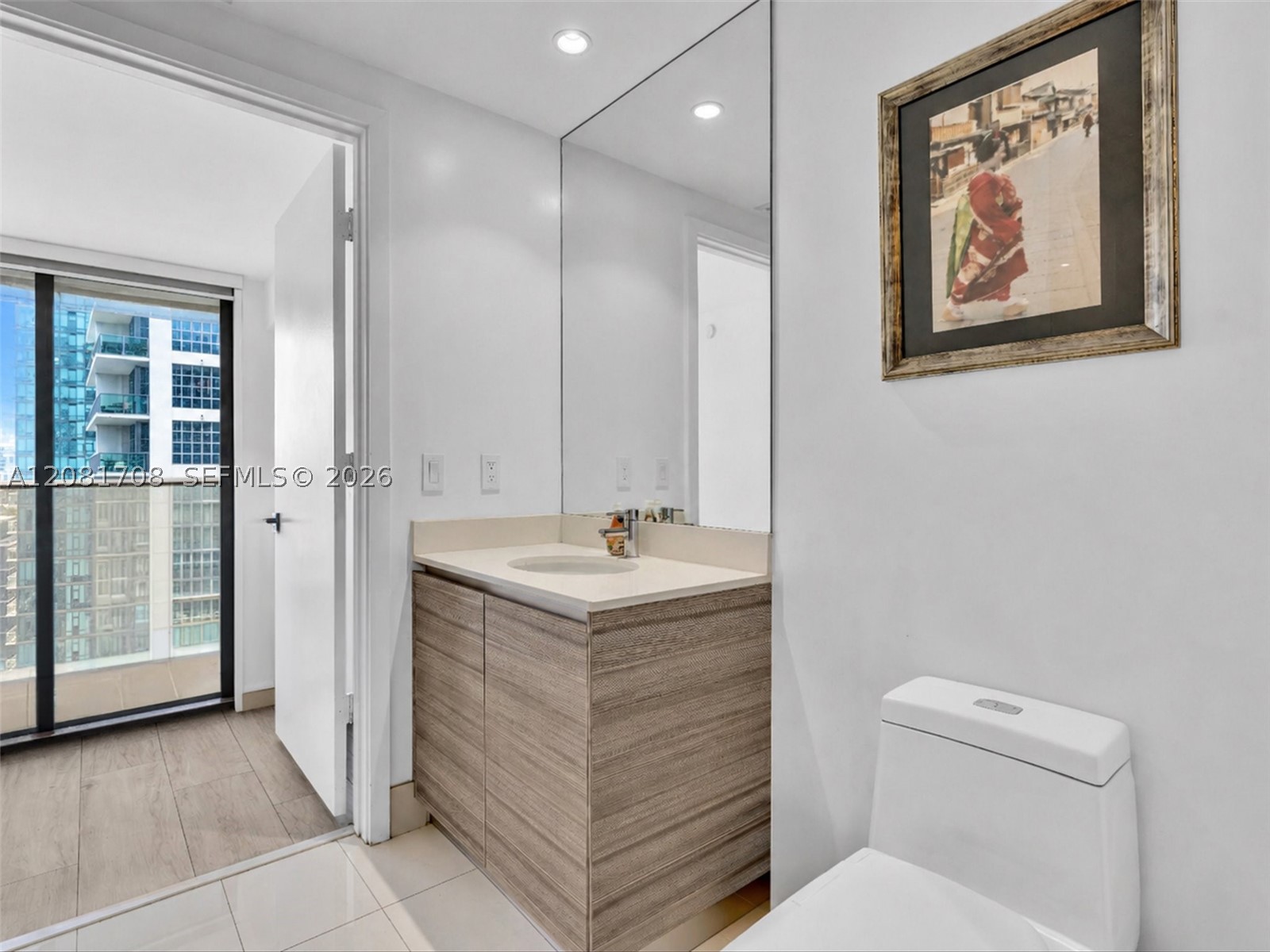 121 NE 34th St #1602, Miami FL 33137
