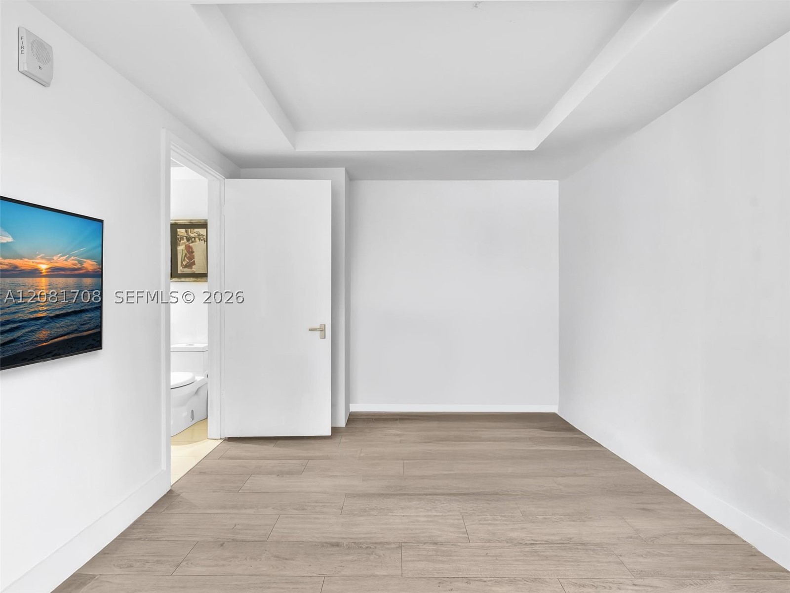 121 NE 34th St #1602, Miami FL 33137