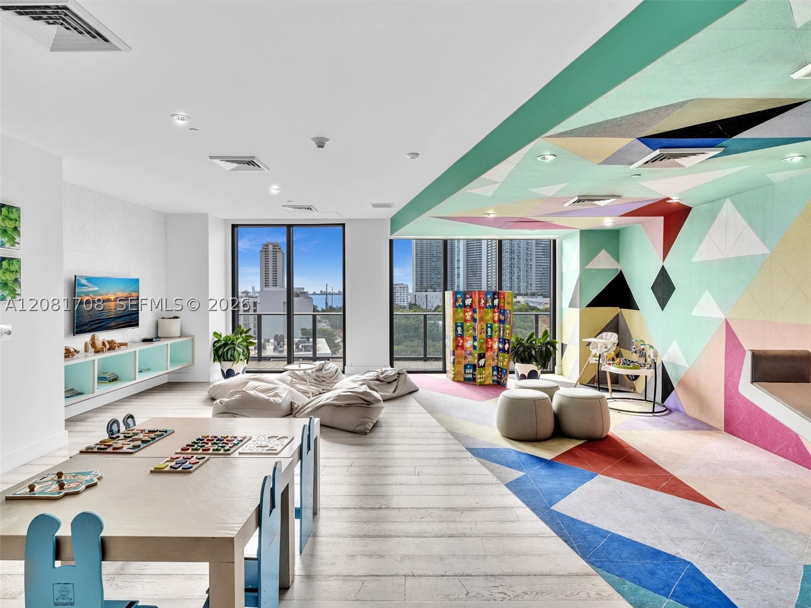 121 NE 34th St #1602, Miami FL 33137