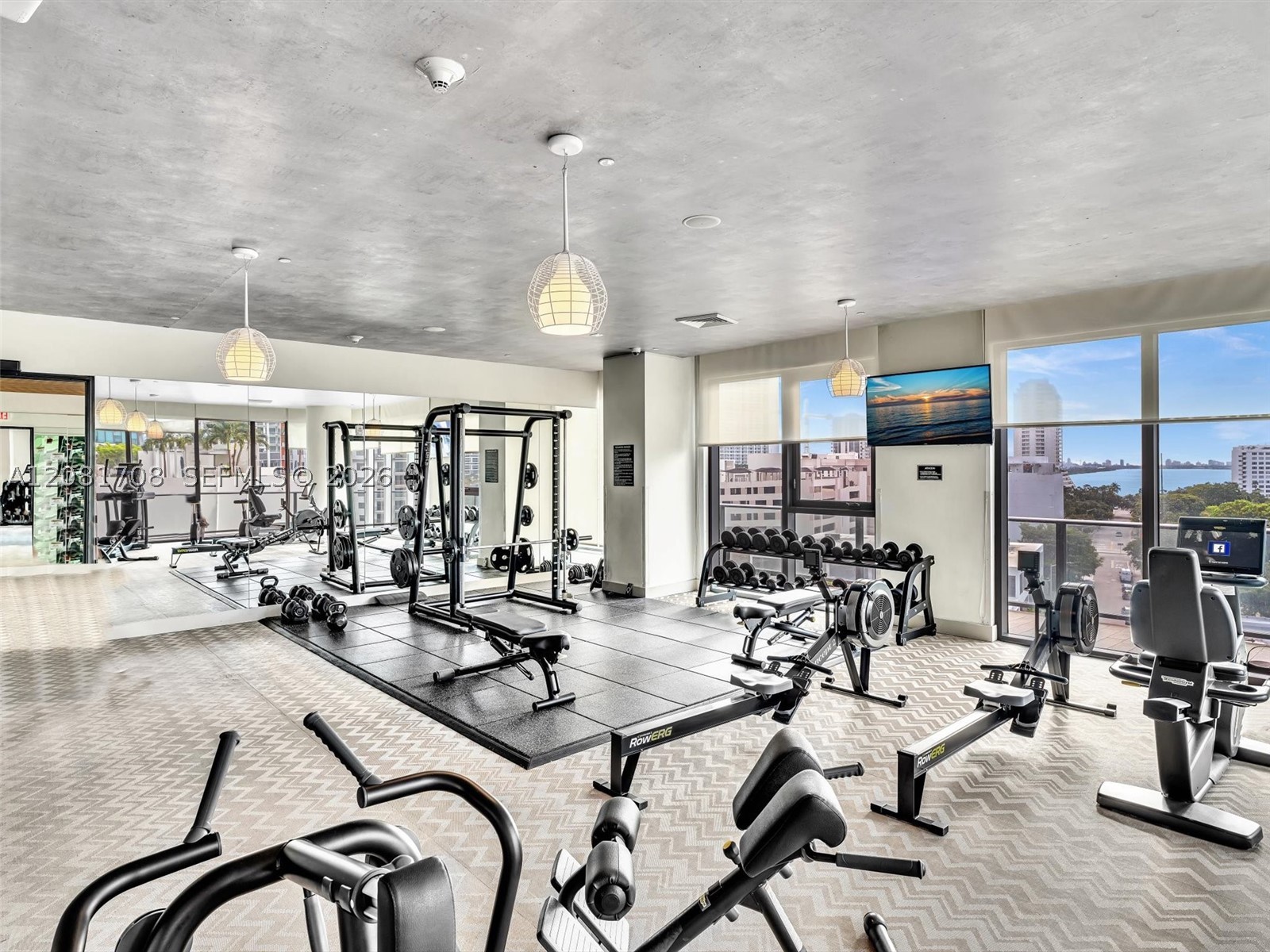 121 NE 34th St #1602, Miami FL 33137