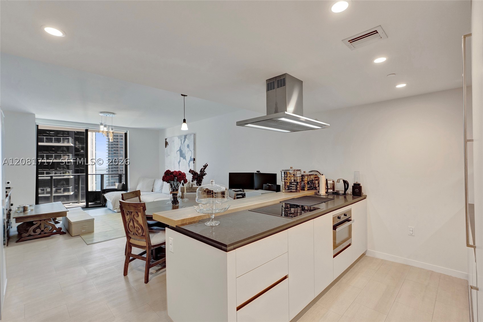 1000 Brickell Plz #3105, Miami FL 33131