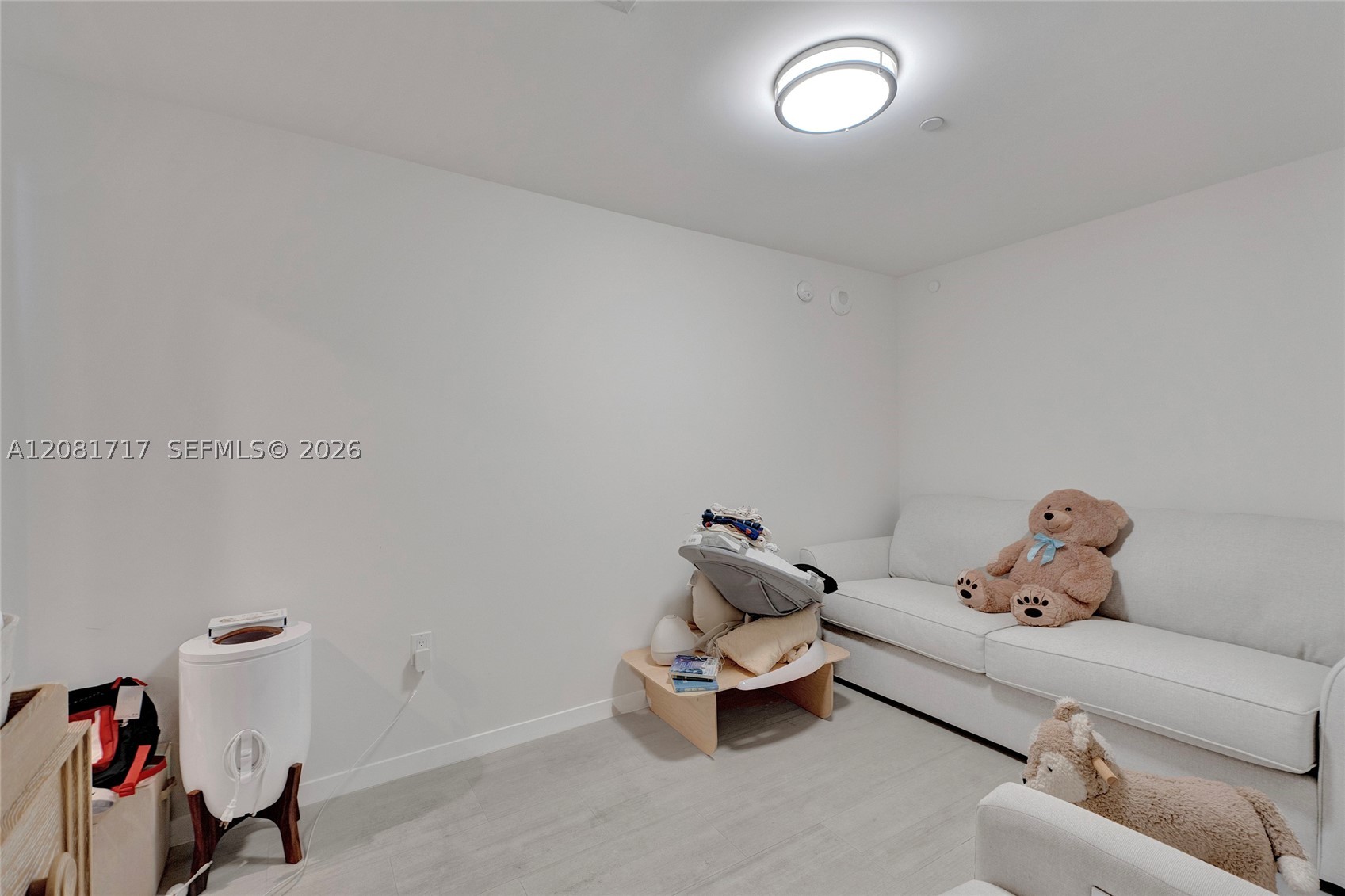 1000 Brickell Plz #3105, Miami FL 33131