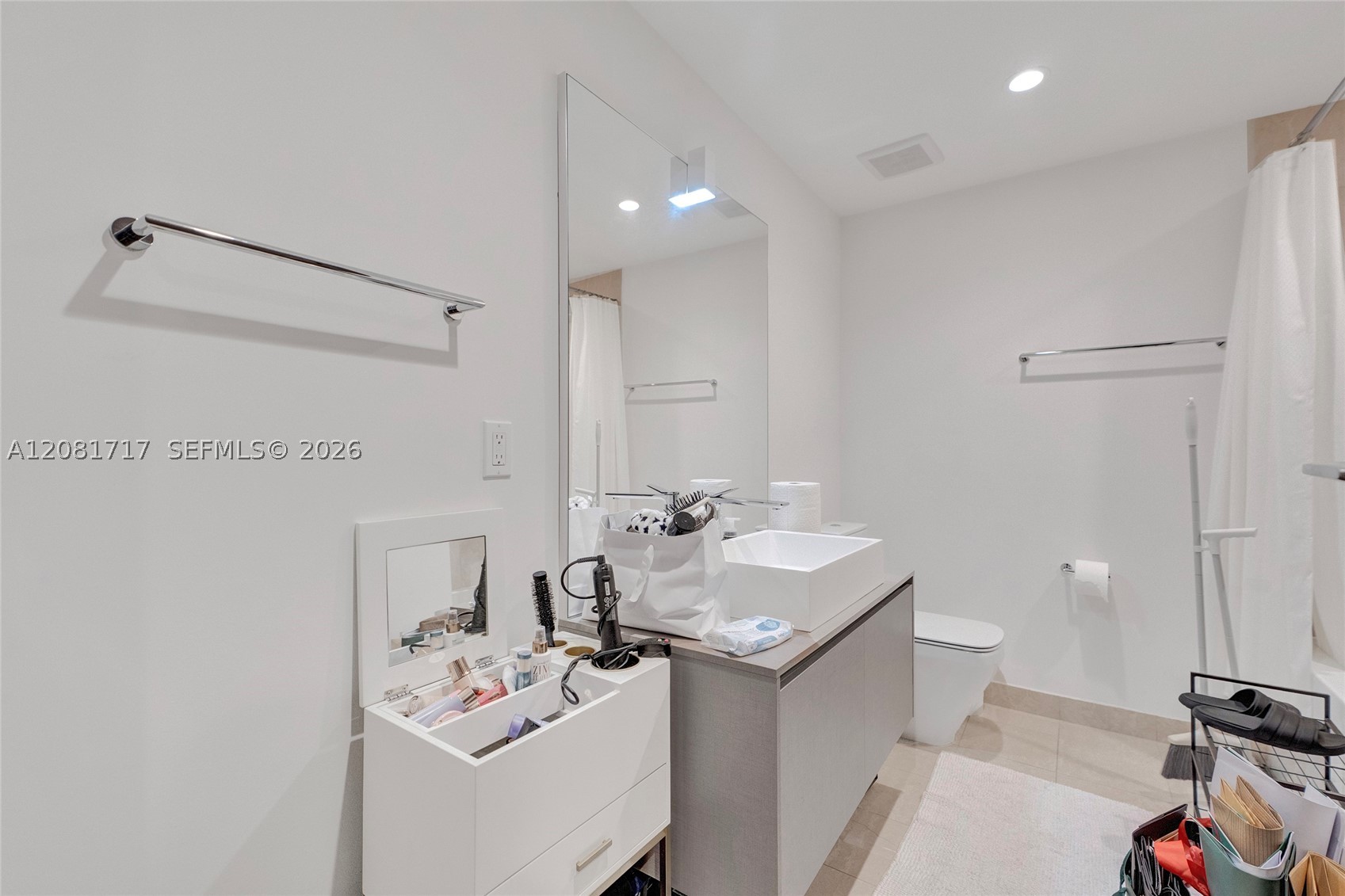 1000 Brickell Plz #3105, Miami FL 33131