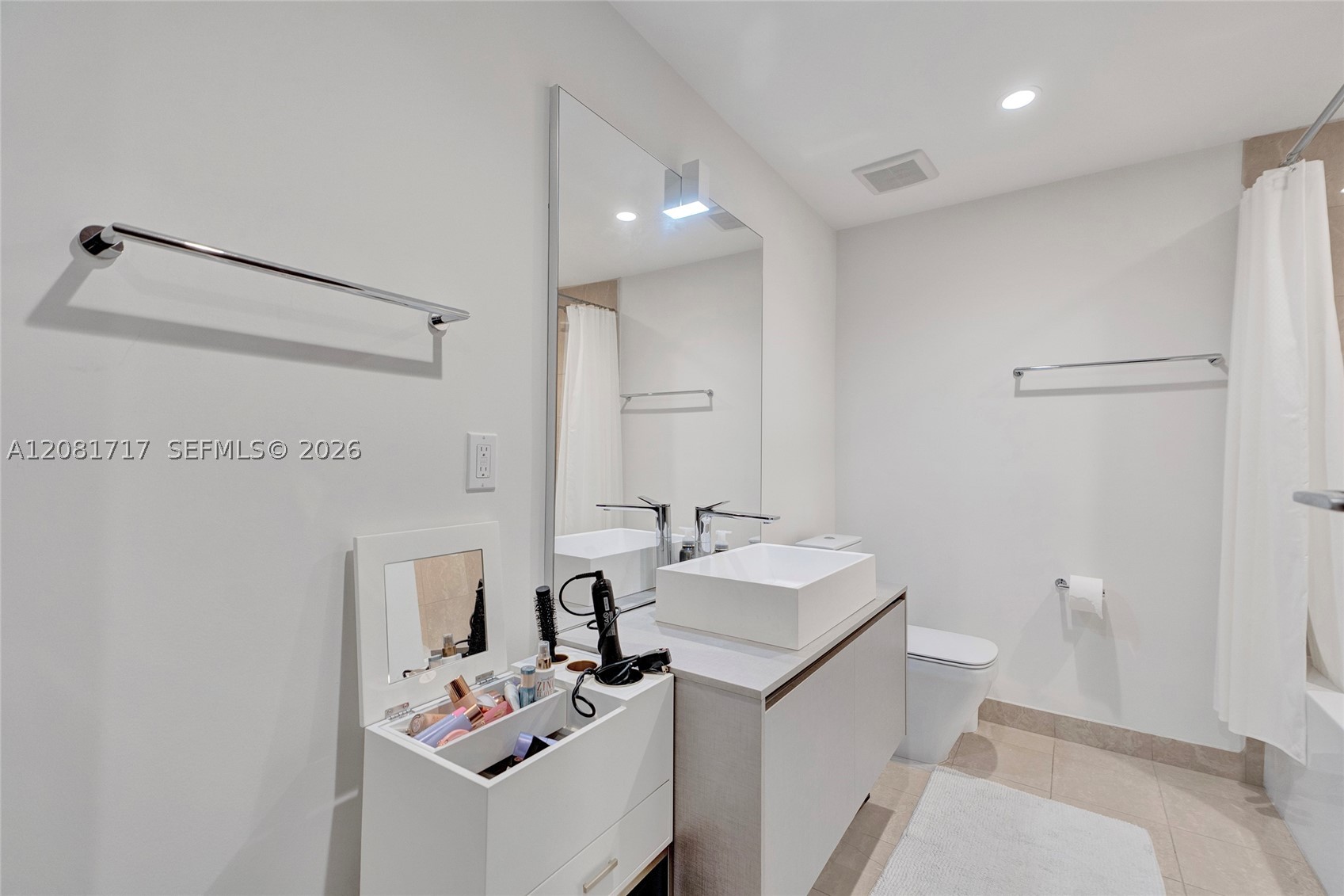 1000 Brickell Plz #3105, Miami FL 33131