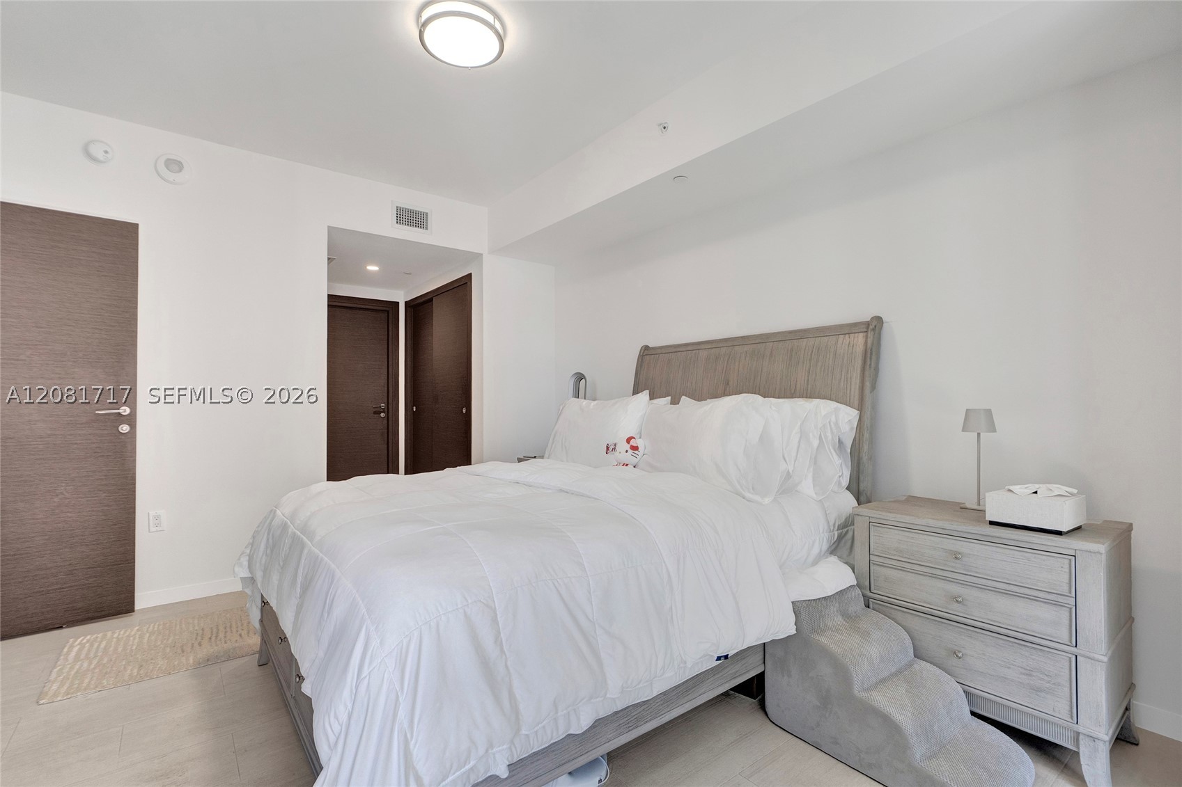 1000 Brickell Plz #3105, Miami FL 33131