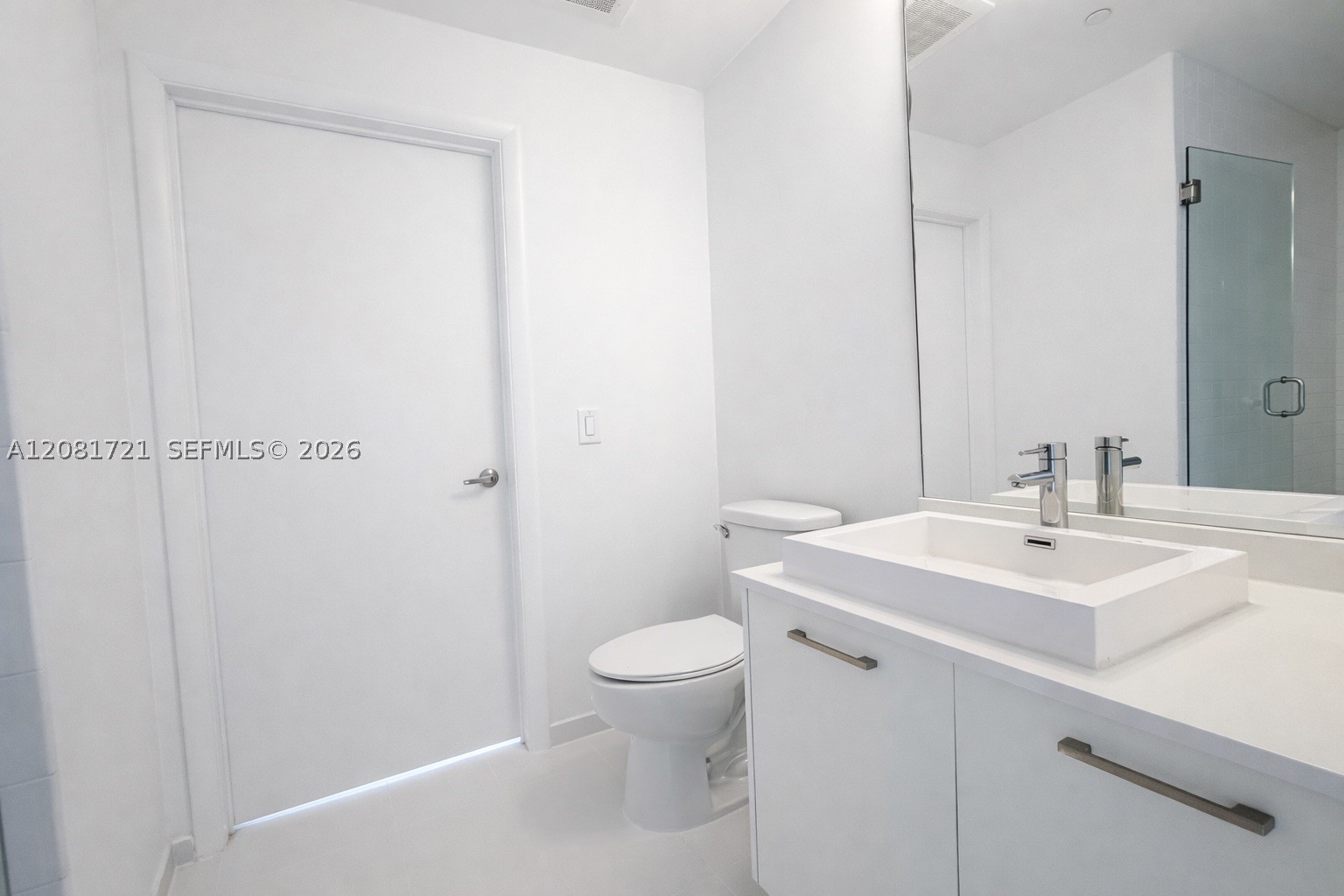 151 SE 1st St #3001, Miami FL 33131