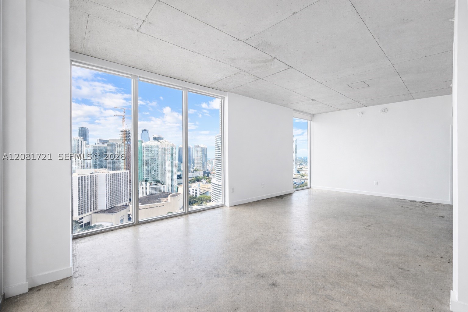 151 SE 1st St #3001, Miami FL 33131