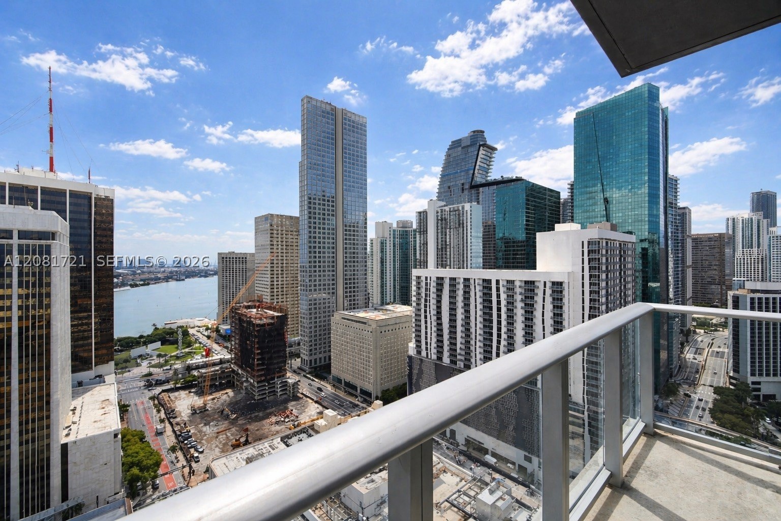 151 SE 1st St #3001, Miami FL 33131