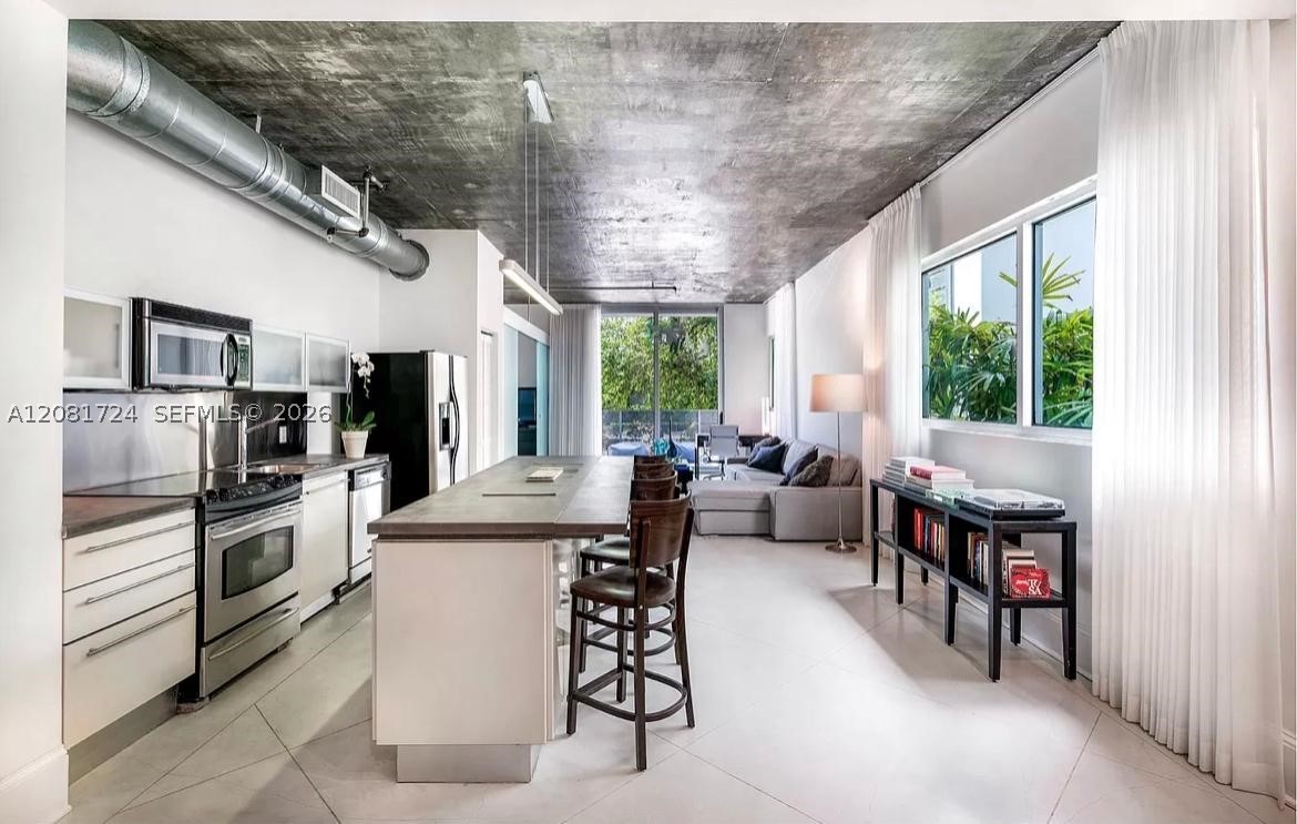 1700 Meridian Ave #208, Miami Beach FL 33139