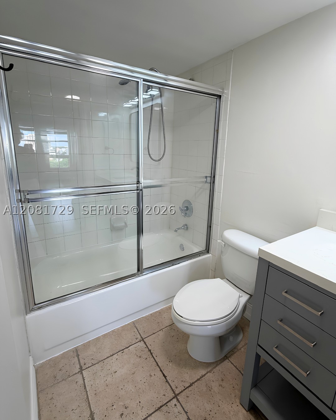 2351 Douglas Rd #1009, Miami FL 33145