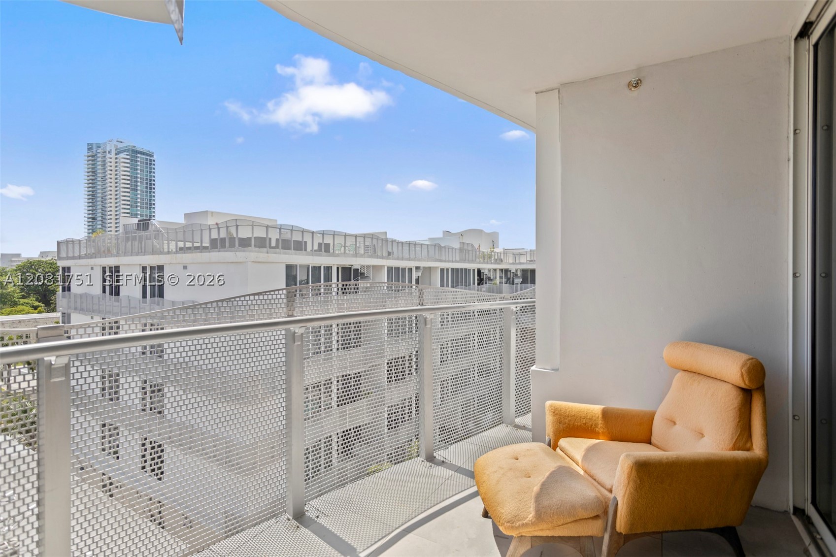 2155 Washington Ct #601, Miami Beach FL 33139