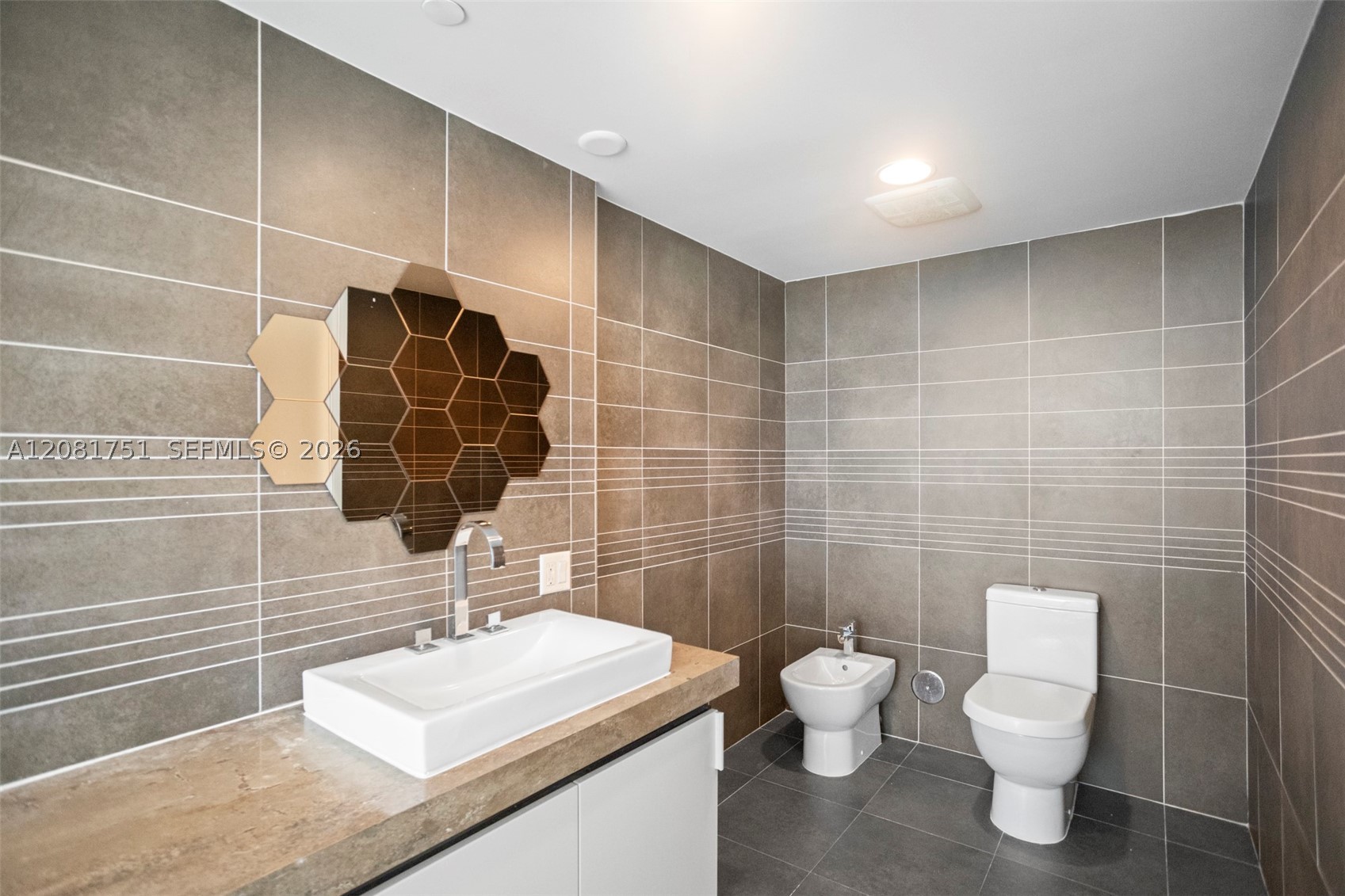 2155 Washington Ct #601, Miami Beach FL 33139