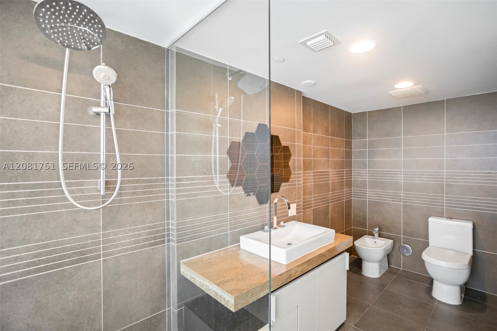 2155 Washington Ct #601, Miami Beach FL 33139